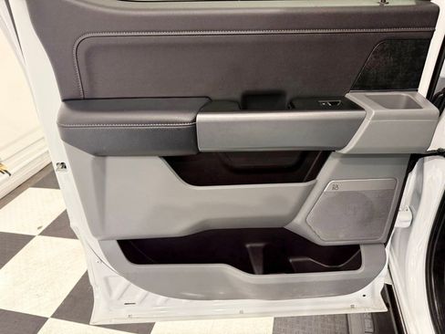 Used 2024 Ford F350 XLT w/ XLT Premium Package image 19