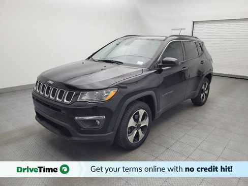 Used 2018 Jeep Compass Latitude w/ Popular Equipment Group AWD/4WD image 1