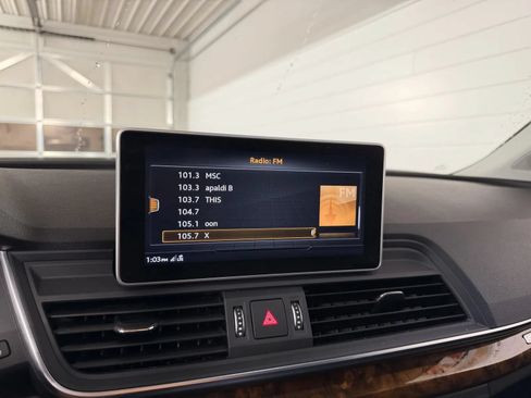 Used 2018 Audi Q5 Prestige w/ Prestige Package AWD/4WD image 26