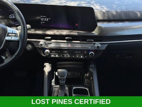 Used 2025 Kia Telluride S AWD/4WD image 23