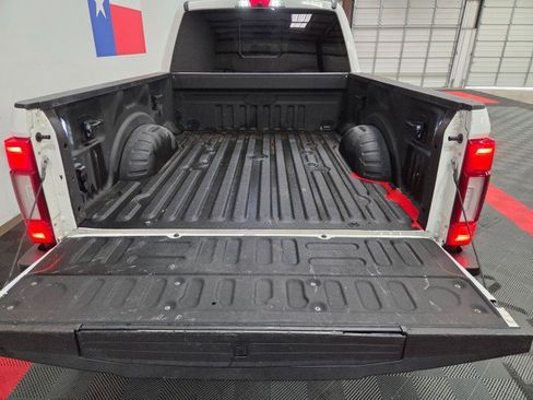 Used 2022 Ford F250 King Ranch w/ Tremor Off-Road Package image 32