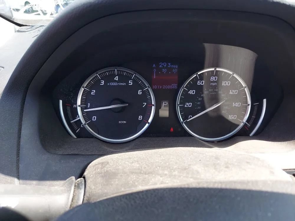 Used 2015 Acura TLX FWD image 8