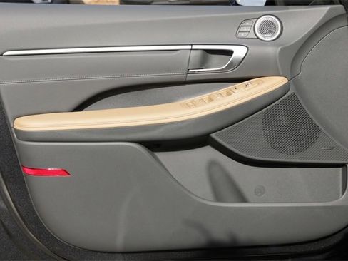 New 2026 Hyundai Sonata Limited image 16