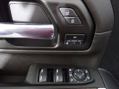 Used 2022 Chevrolet Silverado 3500 High Country w/ Z71 Off-Road Package image 24