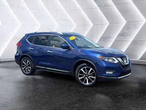 Used 2017 Nissan Rogue SL w/ SL Premium Package FWD image 1