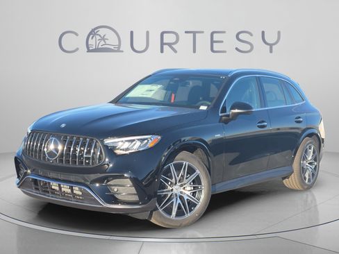 New 2026 Mercedes-Benz GLC 43 AMG 4MATIC image 1