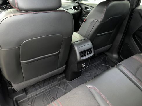Certified 2022 Chevrolet Equinox RS w/ LPO, Floor Liner Package image 19