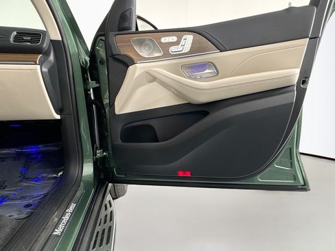 New 2026 Mercedes-Benz GLS 580 4MATIC image 24