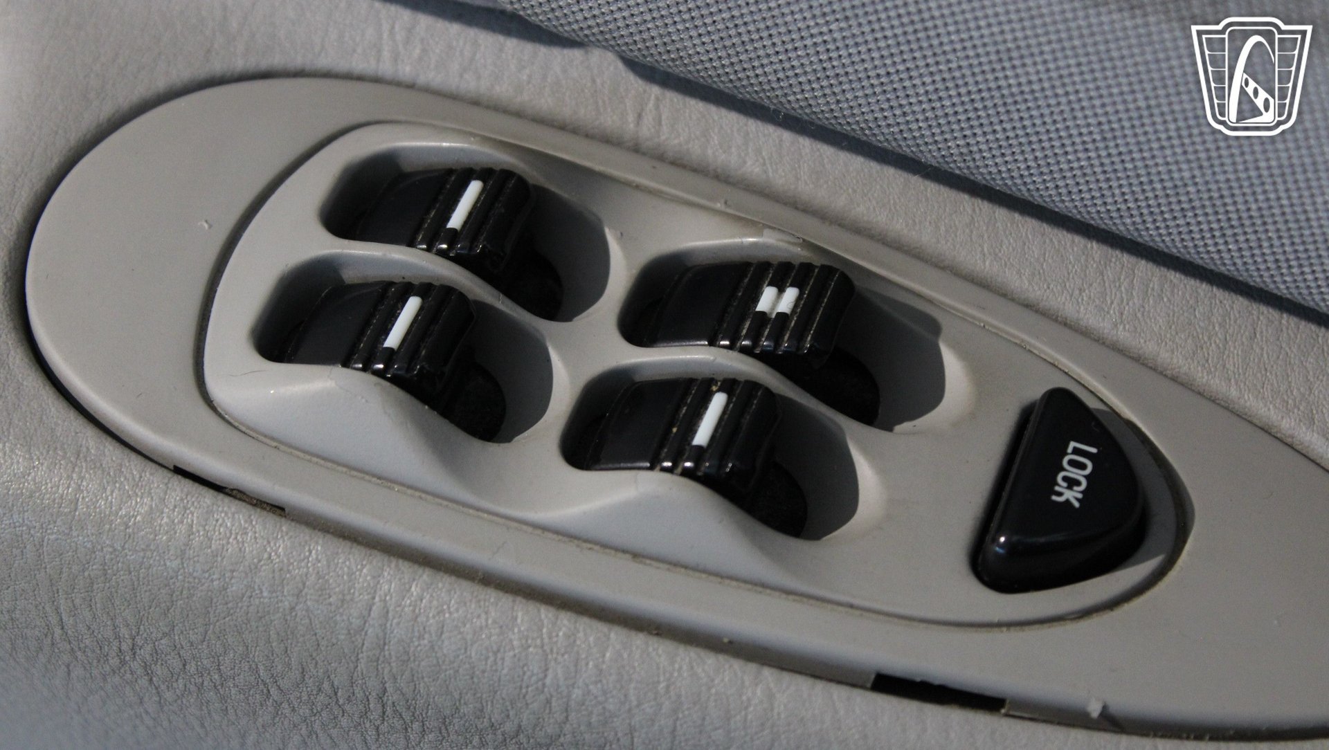 Used 1996 Lincoln Continental FWD image 37