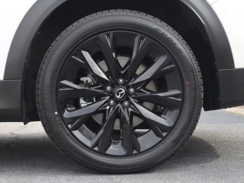 Certified 2025 MAZDA CX-90 Plug-In Hybrid w/Premium Sport image 31