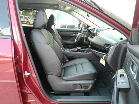 Used 2024 Nissan Rogue SL w/ SL Premium Package FWD image 22