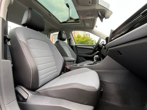 New 2025 Volkswagen Jetta SE image 12