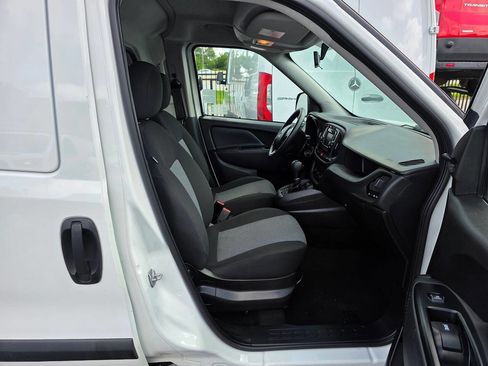 Used 2021 RAM ProMaster City Tradesman image 15