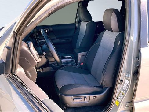 Used 2023 Toyota Tacoma TRD Off-Road image 27