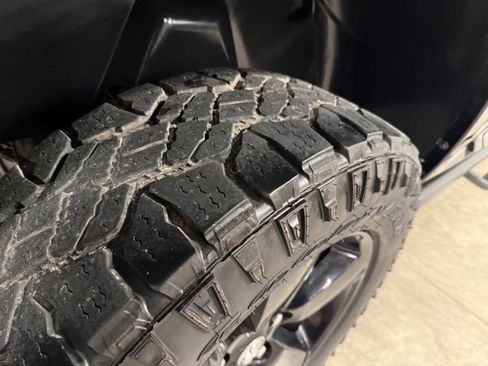 Used 2014 RAM 1500 Express w/ Black Ram 1500 Express Group image 20