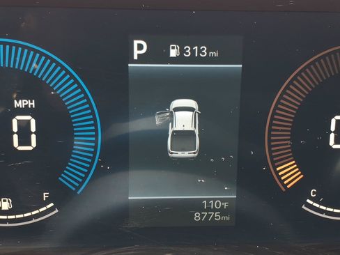 Certified 2025 Hyundai Santa Cruz SE FWD image 18