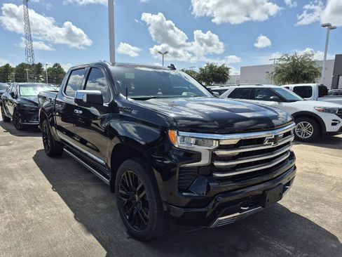 Used 2023 Chevrolet Silverado 1500 High Country w/ Technology Package AWD/4WD image 18