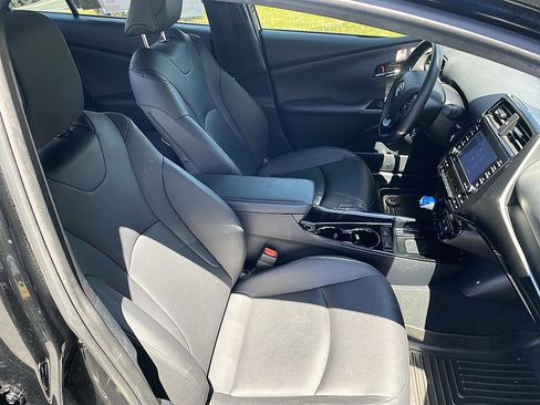 Certified 2022 Toyota Prius image 20