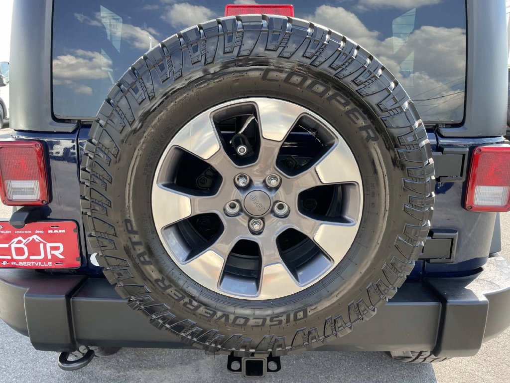 Used 2013 Jeep Wrangler Sport AWD/4WD image 19