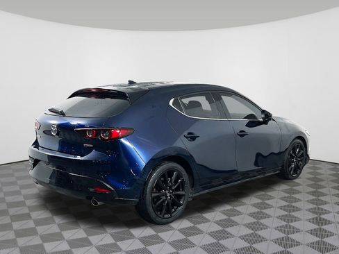 Used 2020 MAZDA MAZDA3 Hatchback w/ Premium Package image 30