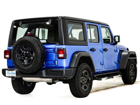 Used 2024 Jeep Wrangler Unlimited Sport AWD/4WD image 7