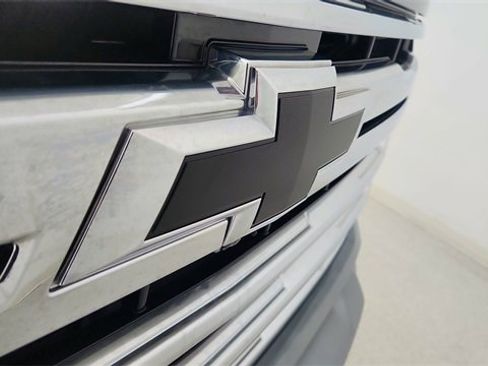 Used 2024 Chevrolet Silverado 3500 High Country image 16