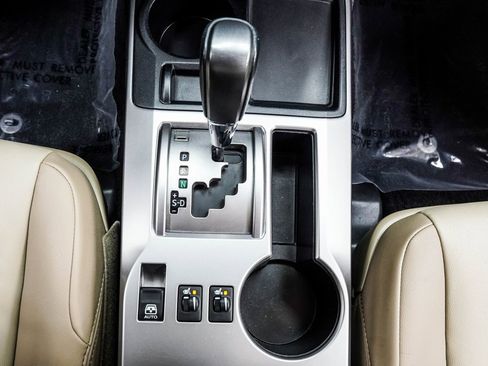 Used 2022 Toyota 4Runner SR5 Premium image 20