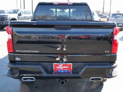 Used 2022 Chevrolet Silverado 1500 LT Trail Boss w/ Convenience Package II AWD/4WD image 6
