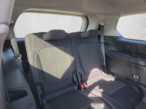 Used 2021 Jeep Grand Cherokee L Laredo w/ Luxury Tech Group I image 16