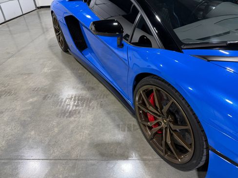 Used 2018 Lamborghini Aventador S AWD/4WD image 48