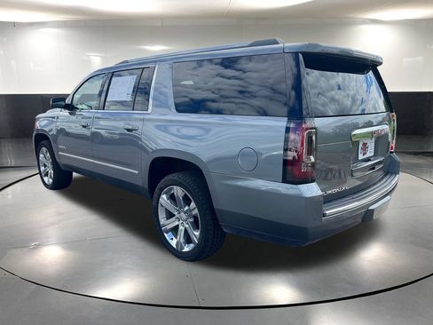 Used 2020 GMC Yukon XL Denali w/ Denali Ultimate Package AWD/4WD image 9