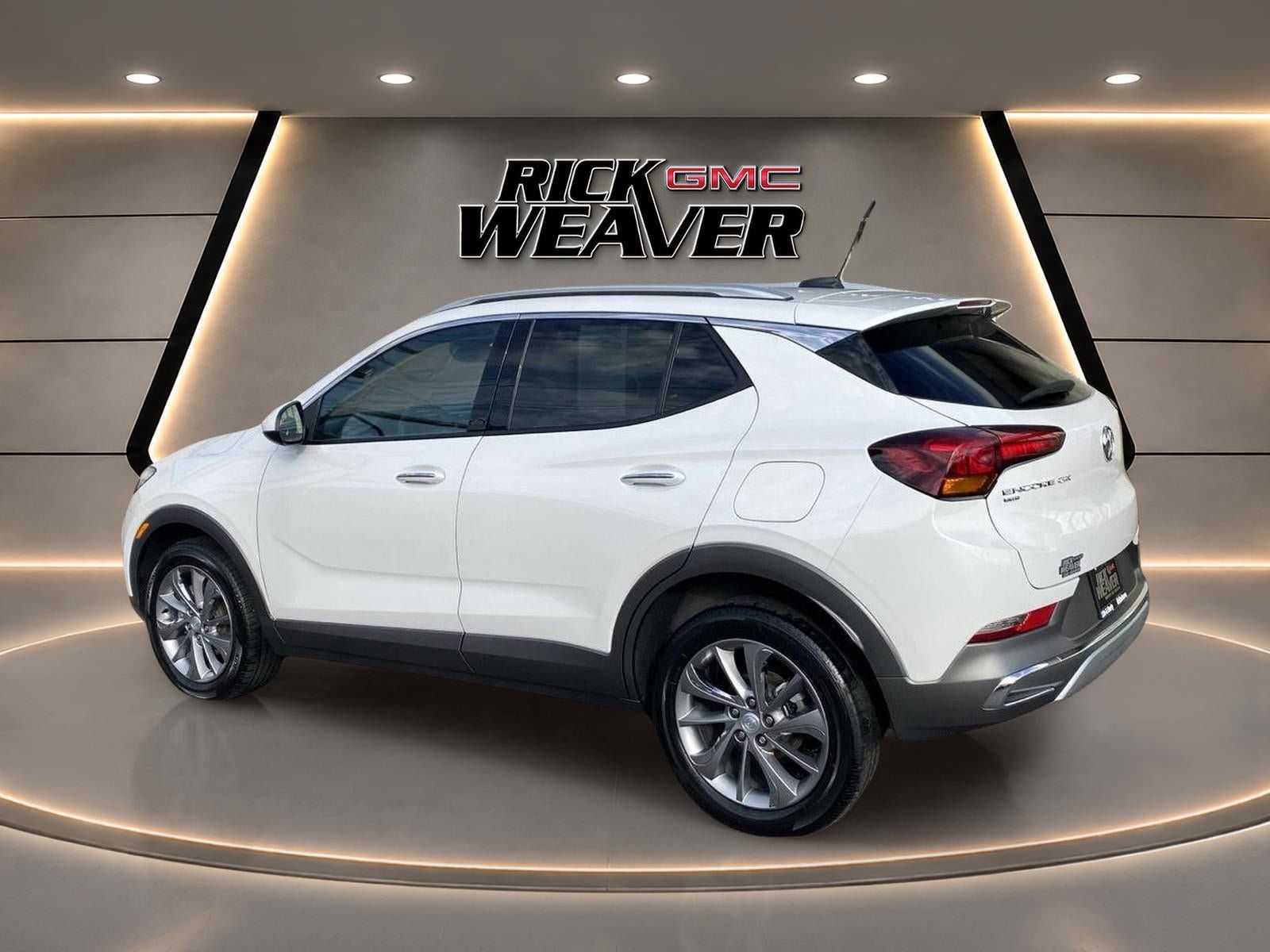 Used 2023 Buick Encore GX Essence w/ Experience Buick Package AWD/4WD image 3