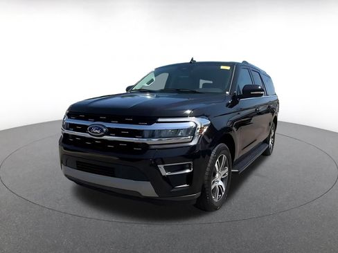Used 2024 Ford Expedition Max Limited RWD image 5