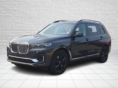 Used 2022 BMW X7 xDrive40i image 3