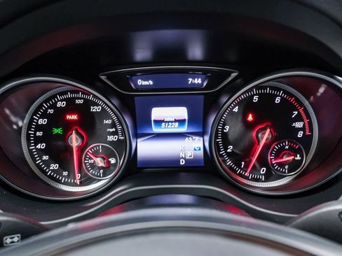 Certified 2018 Mercedes-Benz GLA 250 image 24