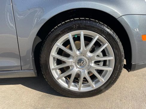 Used 2008 Volkswagen Jetta Wolfsburg Edition FWD image 25
