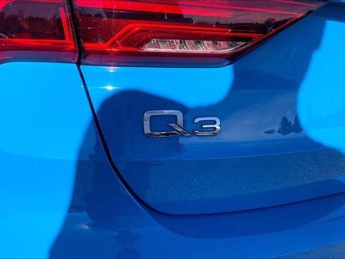 Used 2020 Audi Q3 2.0T Premium w/ Convenience Package image 8
