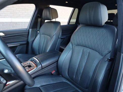 Used 2021 BMW ALPINA XB7 image 12