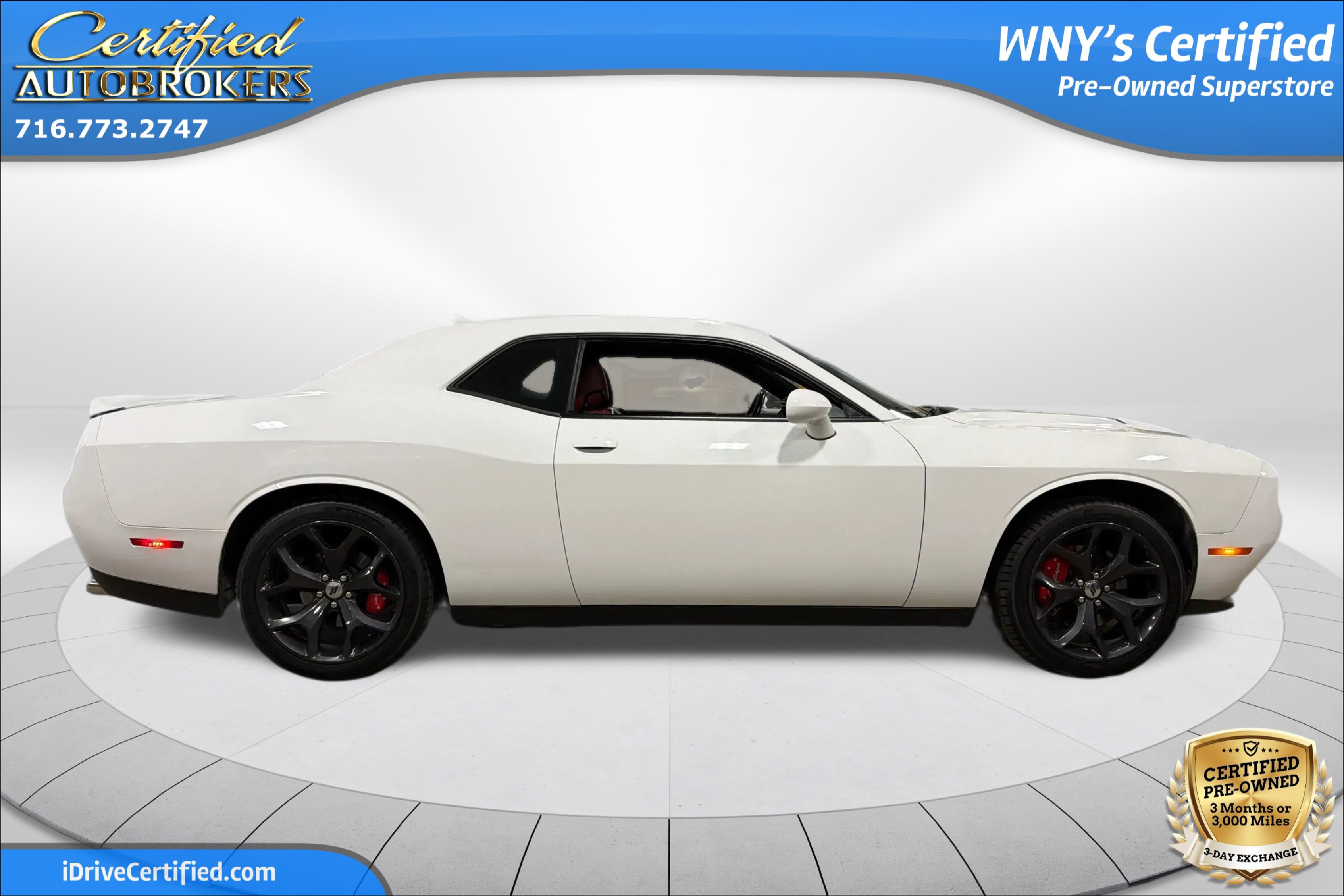Used 2018 Dodge Challenger SXT Plus RWD image 4