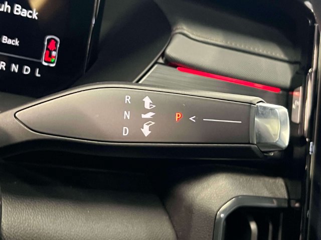 Used 2024 GMC Acadia AT4 w/ Luxury Package AWD/4WD image 28