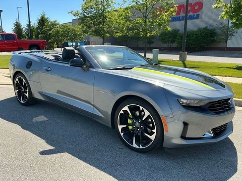 Used 2021 Chevrolet Camaro LT RWD image 2
