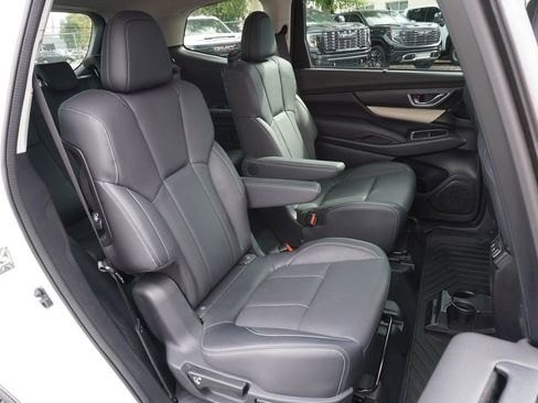 Used 2020 Subaru Ascent Limited w/ Popular Package #2A image 9