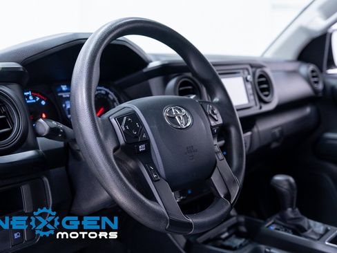 Used 2019 Toyota Tacoma SR image 20