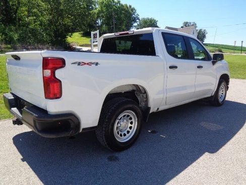 Used 2019 Chevrolet Silverado 1500 W/T w/ Trailering Package AWD/4WD image 6