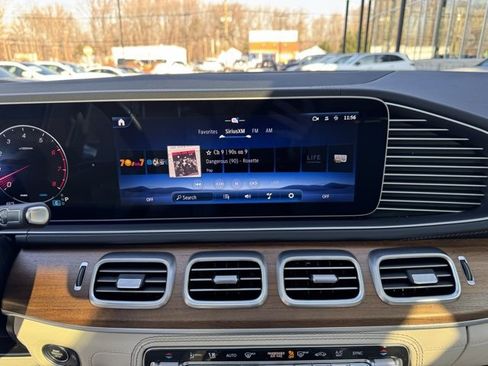 Certified 2024 Mercedes-Benz GLE 450 4MATIC image 18