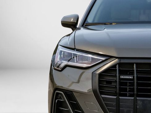 Used 2020 Audi Q3 2.0T Prestige w/ Prestige Package image 51