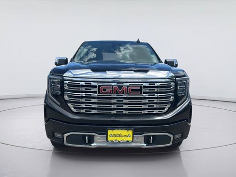 Used 2022 GMC Sierra 1500 Denali AWD/4WD image 2
