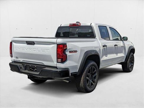 New 2025 Chevrolet Colorado Trail Boss w/ Midnight Edition image 2