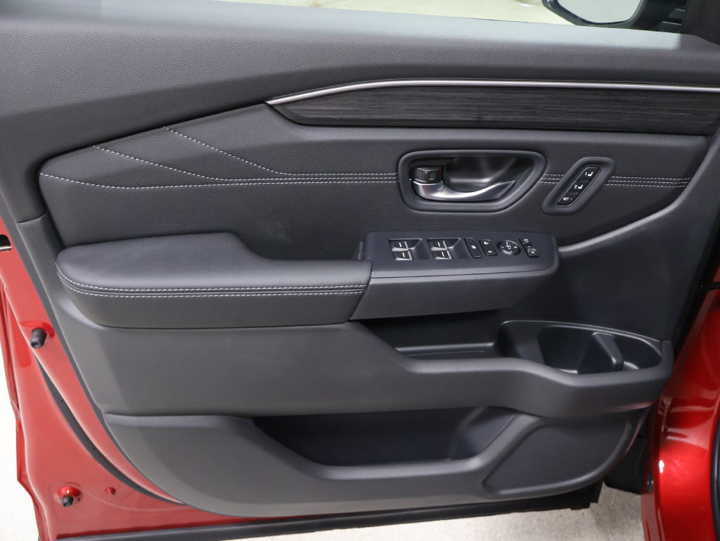 New 2026 Honda Pilot Touring image 8