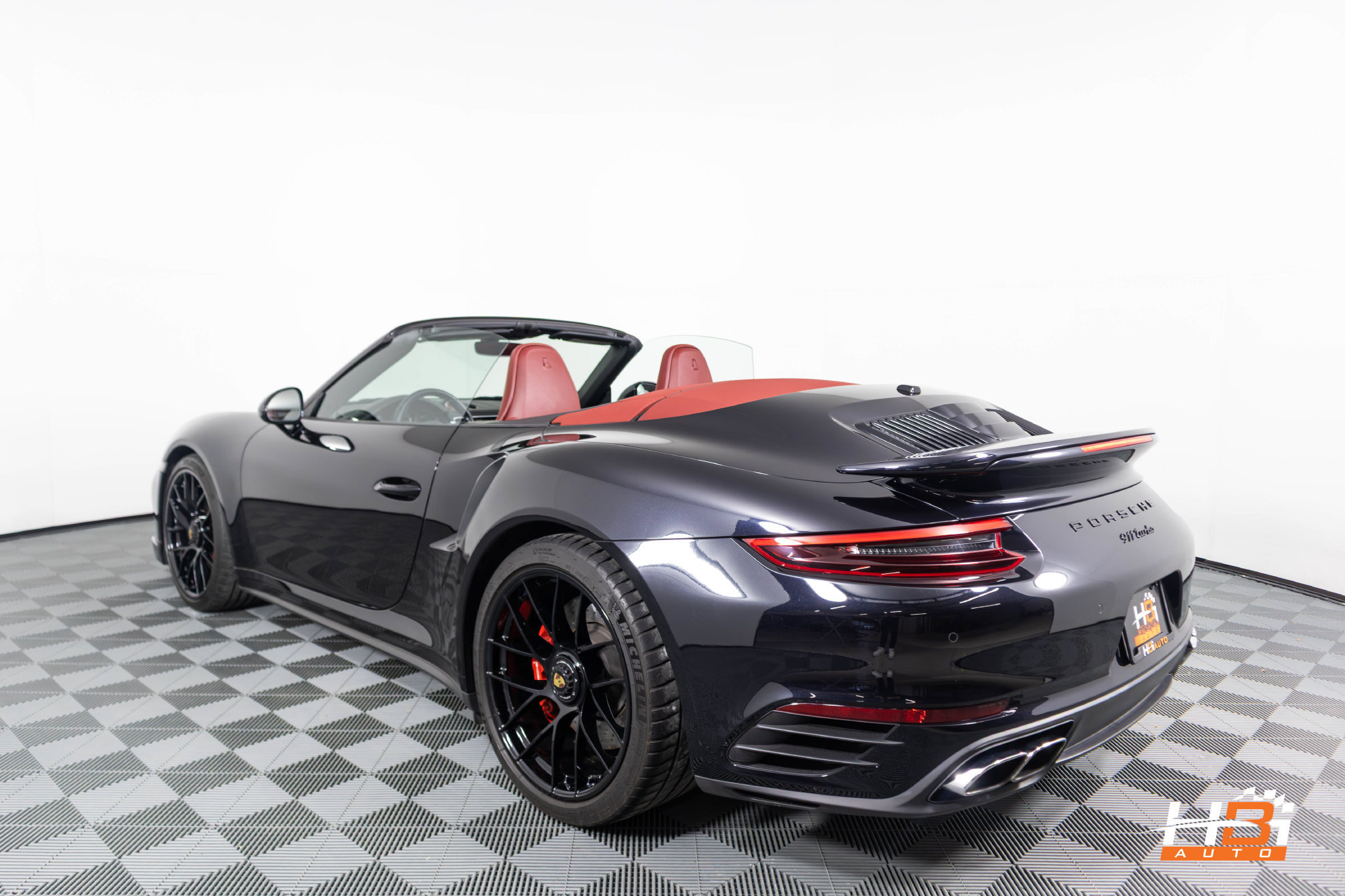 Used 2019 Porsche 911 Turbo AWD/4WD image 15